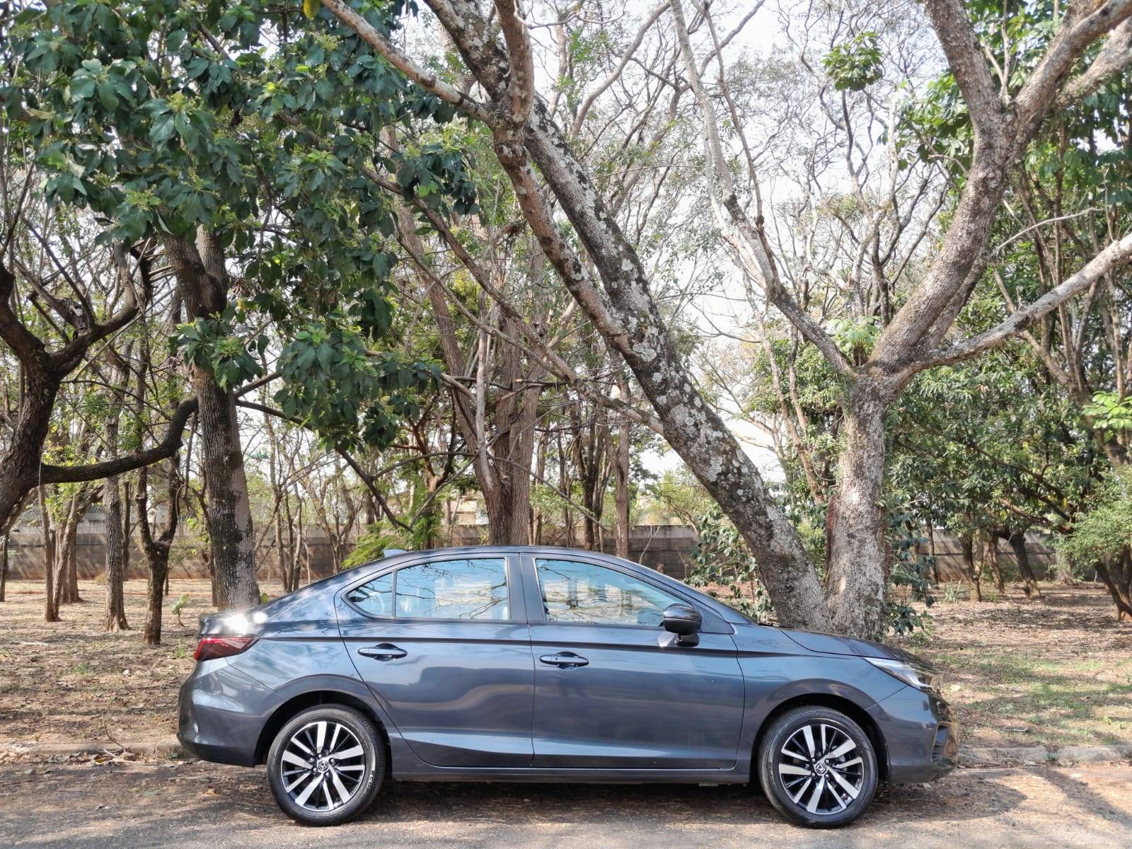 honda-city-sedan-segue-sem-opcao-de-motor-turbo-mateus-dias-11_9bc82ce43ba4db773bcadebd240ae5cbc44ecb4b.jpeg