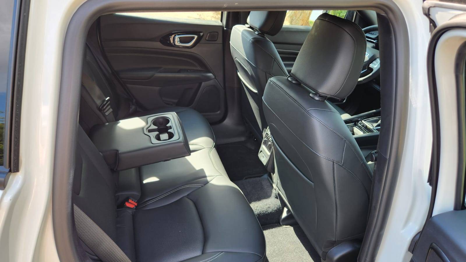 jeep-compass-se-reorganiza-e-mantem-disputa-direta-no-segmento-de-suvs-medios-sergio-dias-9_4891c47f69b8759e8c715dc3dce155de5696d8cf.jpeg
