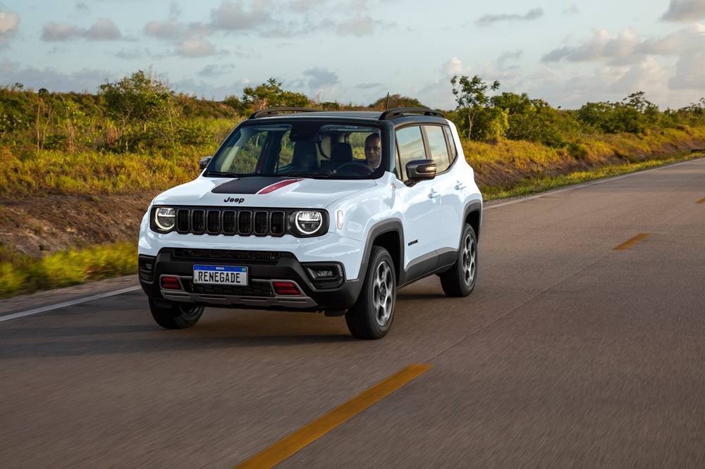 jeep-renegade-chega-com-sete-versoes-na-linha-2025-divulgacao-16_10fccb9193030049f17f753fea30e801769988f9.jpg