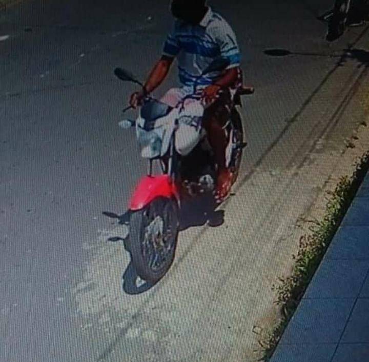 moto4_a09b285655006f6014094dcbf650809f8d8ebfd7.jpg