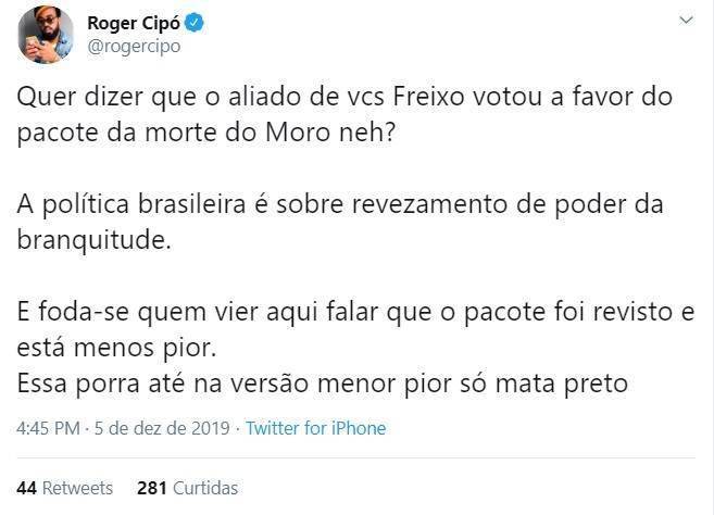 roger_6df97d7a8abd3ea2437da2d2fa19bda7414c3d95.jpg
