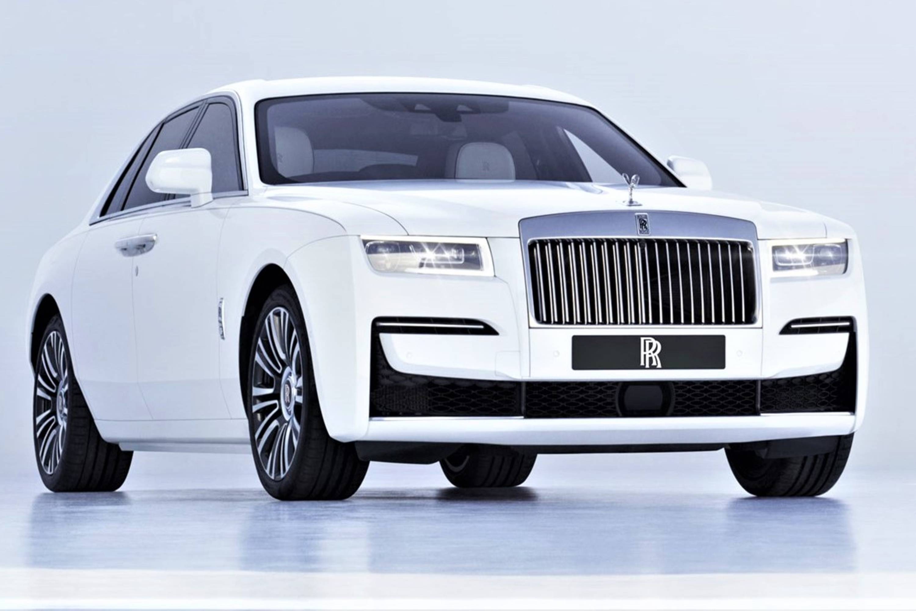 rolls-royce-ghost_05aa3ae459867fe9a2195e7bccb5b718b9c4bbee.jpg