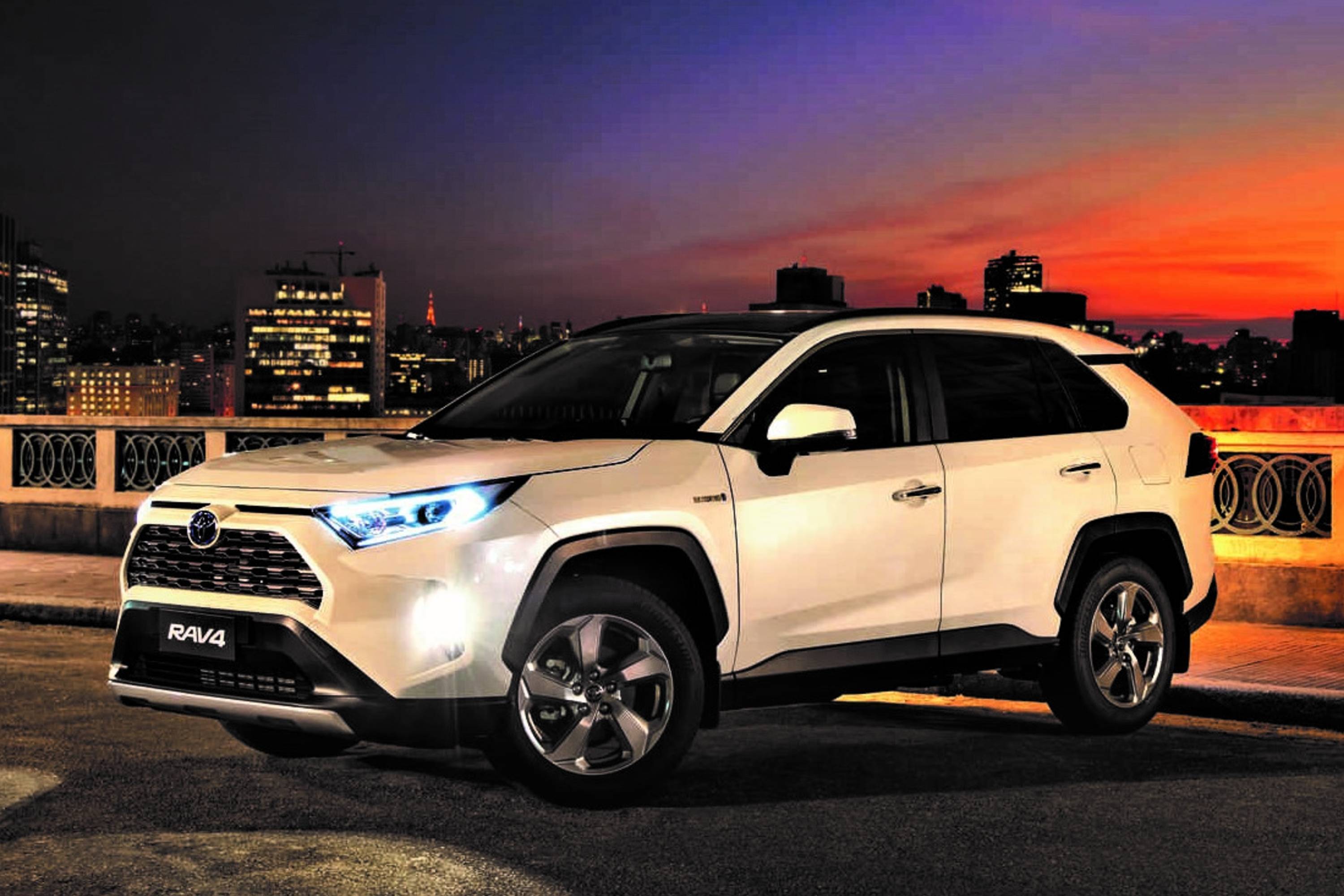 toyota-rav4-hybrid_9a07af0523fa1e614c1c1ace332fae5dd557ae24.jpg