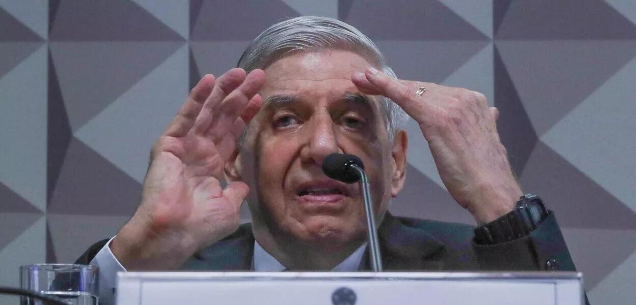 Heleno criou roteiro para o golpe