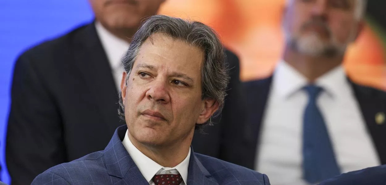 Ministro Haddad sinaliza que Lula fará o ajuste fiscal pelo lado da despesa