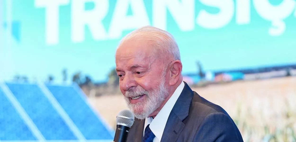 Lula solicita estudo para alterar mandatos em agências reguladoras após críticas à Aneel