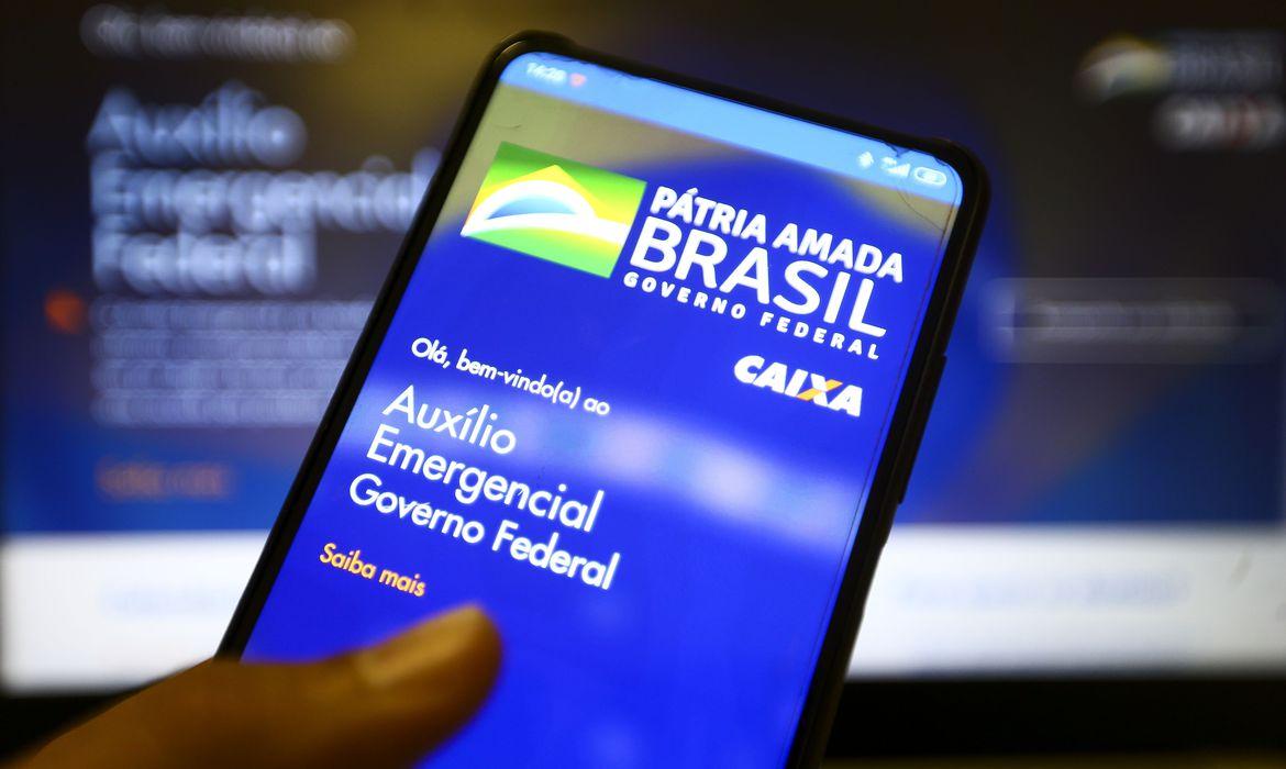 Auxilio emergencial