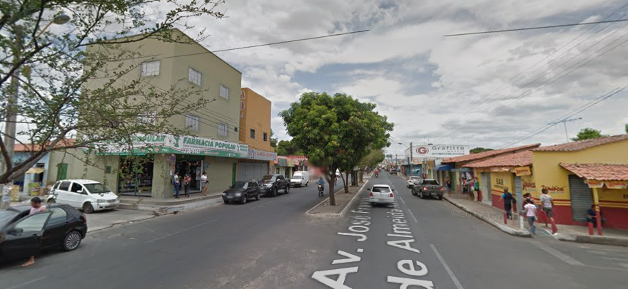 Avenida Principal do Dirceu