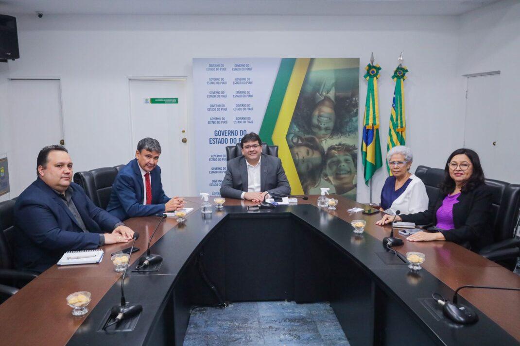 Reunião com o ministro da Cidadania no Palácio de Karnak