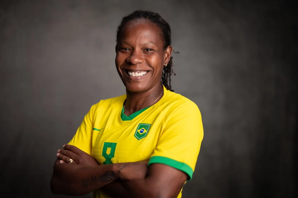 A lenda do futebol feminino será a atração de abertura da Taça das Favelas Piauí 2025