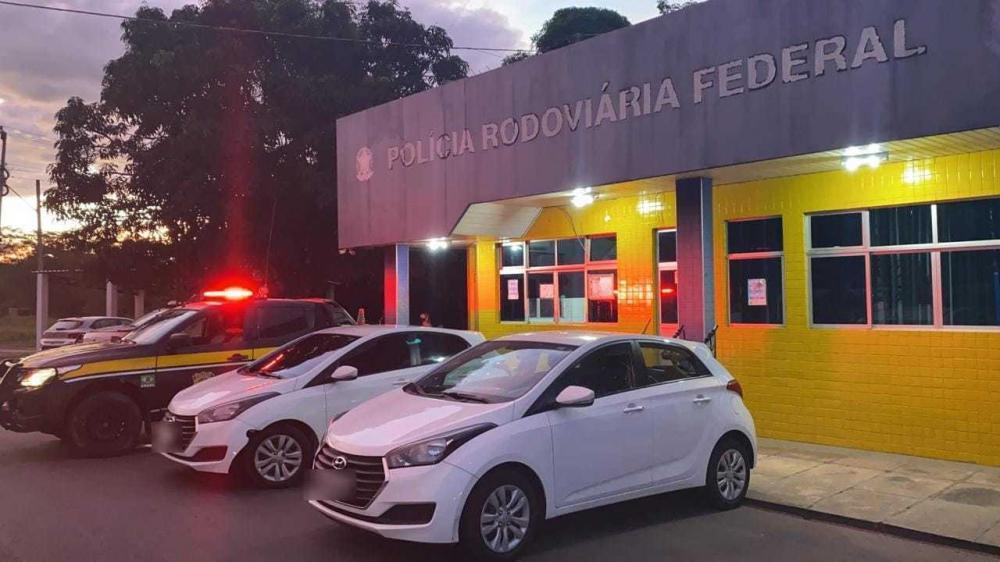 Suplente de vereadora é presa com carro clonado na BR-343 em Teresina