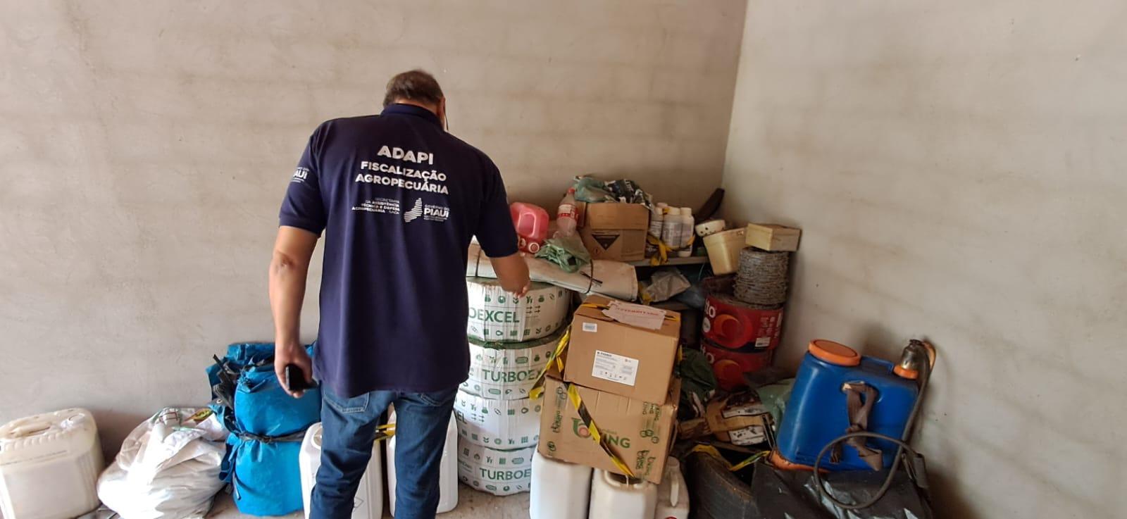Operação apreende 70 litros de agrotóxicos irregulares no norte do Piauí