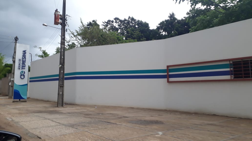 Fachada da companhia Águas de Teresina
