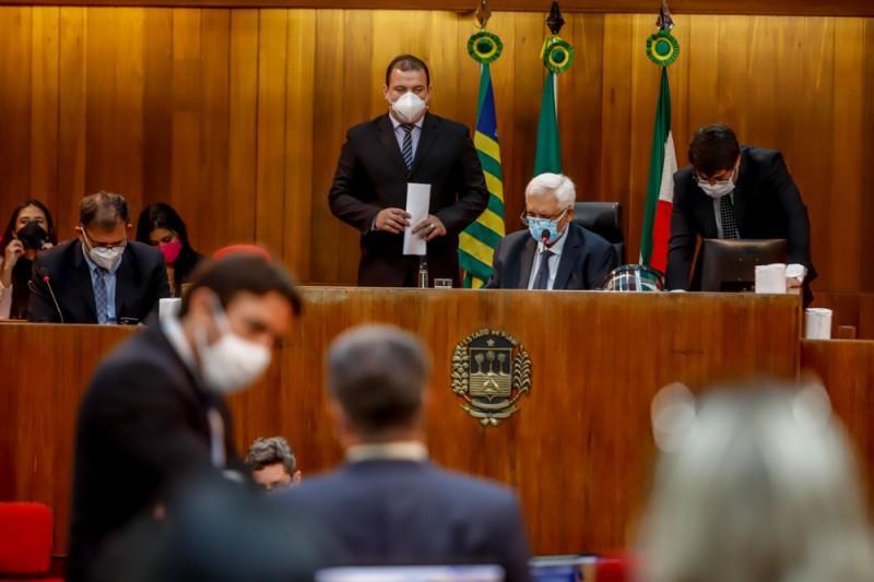 Sessão na Alepi