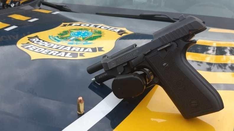 Arma apreendida pela PRF-PI
