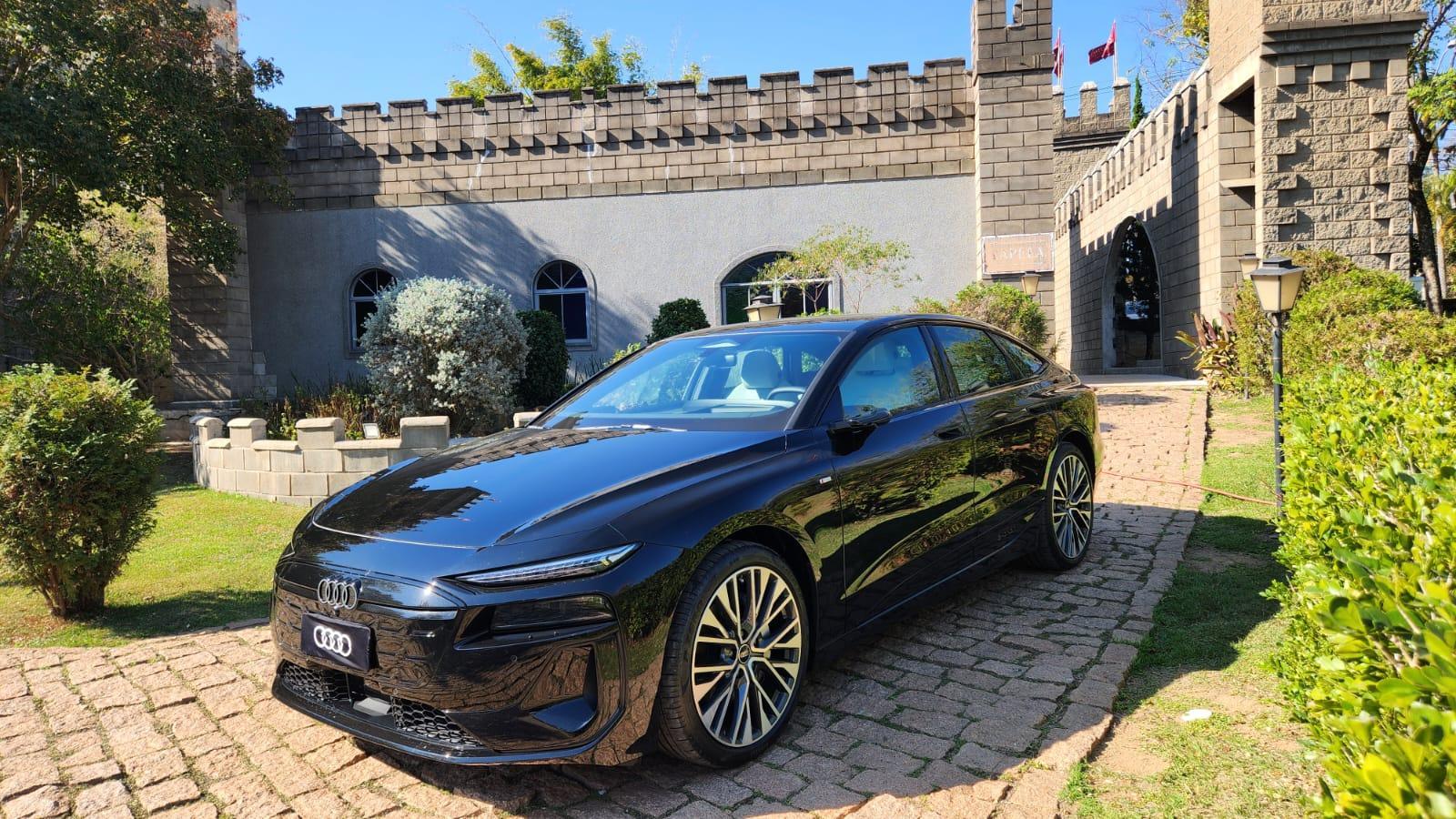 Audi une luxo, desempenho e tecnologia no A6 Sportback e-tron
