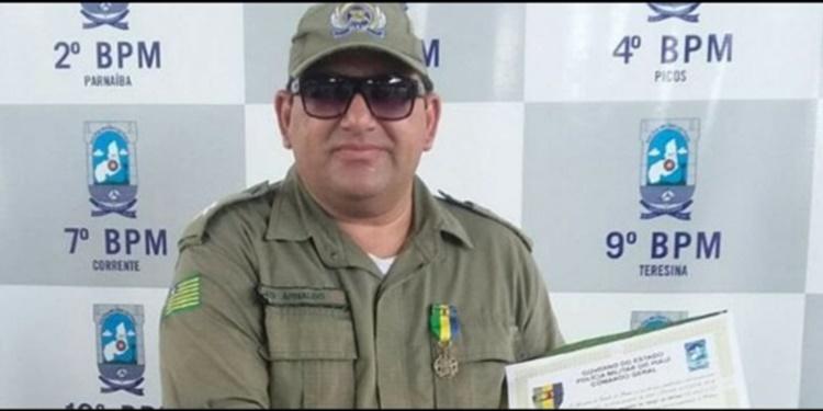 Cabo Alves chegou a ser entubado, mas não resistiu à doença