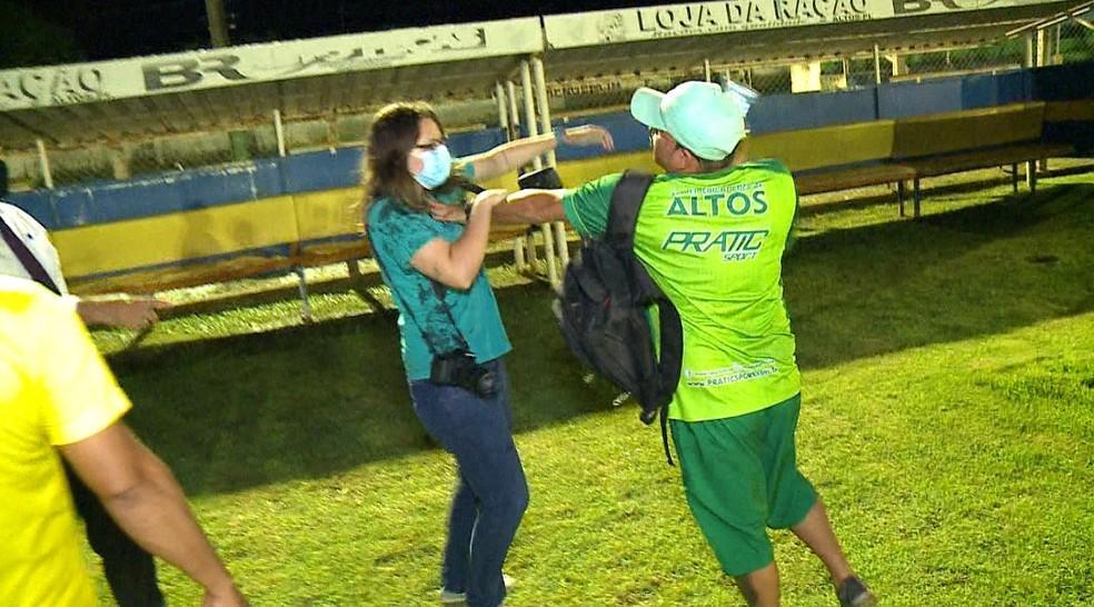 Jornalista Emanuele Madeira é agredida em Altos