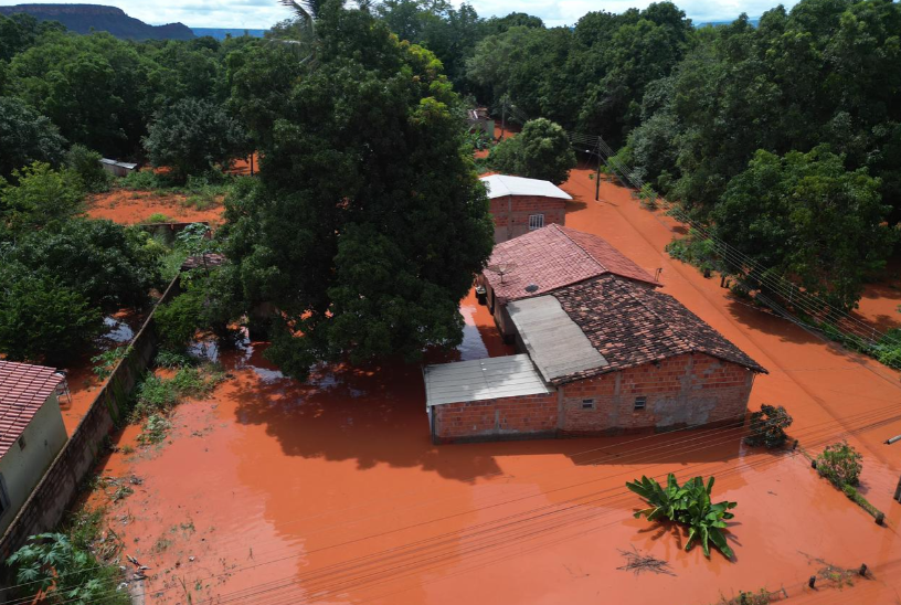 Em Corrente foi decretado estado de emergência por causa das fortes chuvas