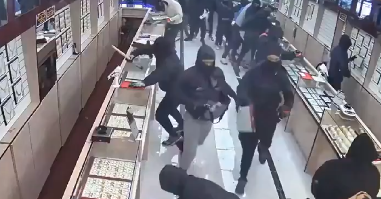 Assalto em joalheria na Califórnia