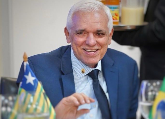 Vice-governador Themístocles Filho vai disputar vaga de deputado estadual