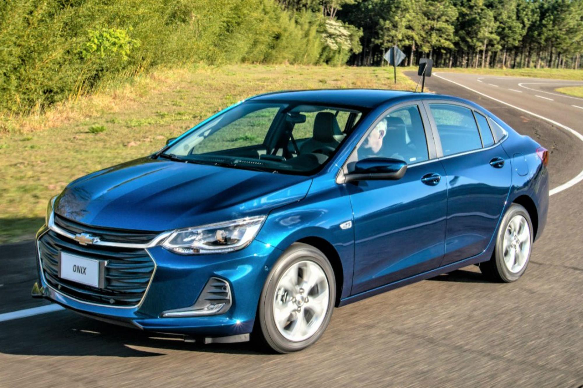 Chevrolet Onix Plus
