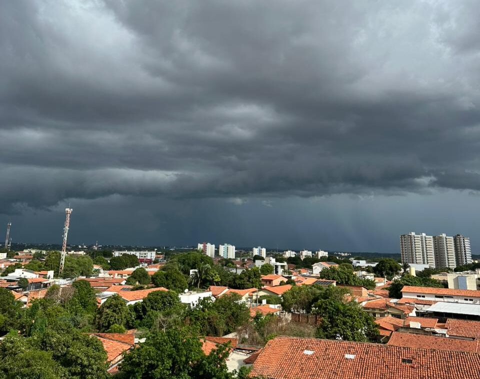 Piauí deve enfrentar chuva forte, trovoadas e ventos intensos nesta quinta
