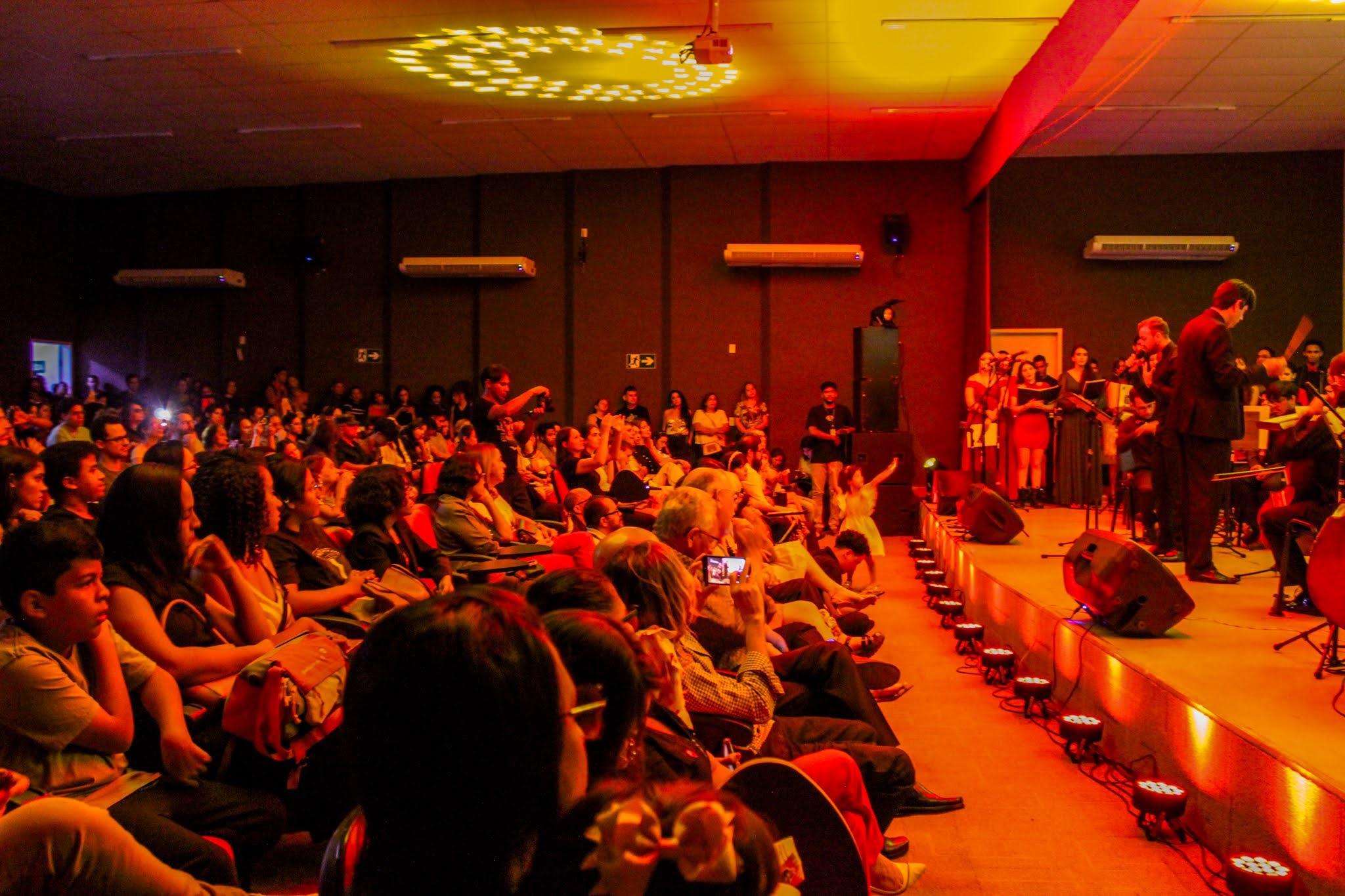 Apresentação da Orquestra e Coral da UFPI