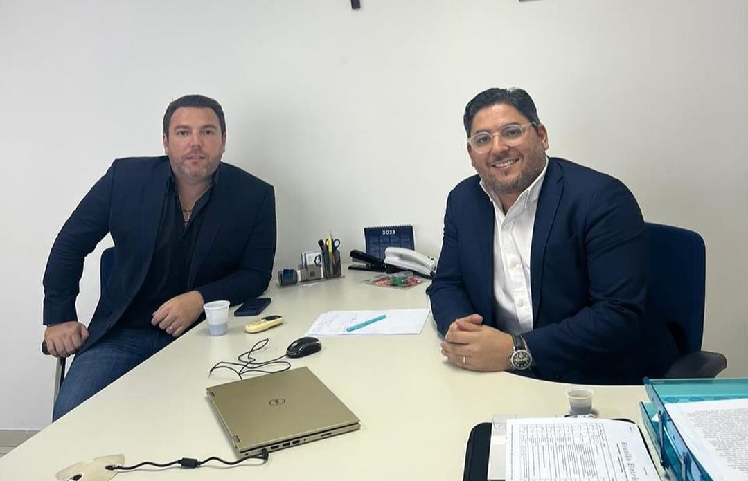 Os irmãos Markim Costa e Andrei Costa