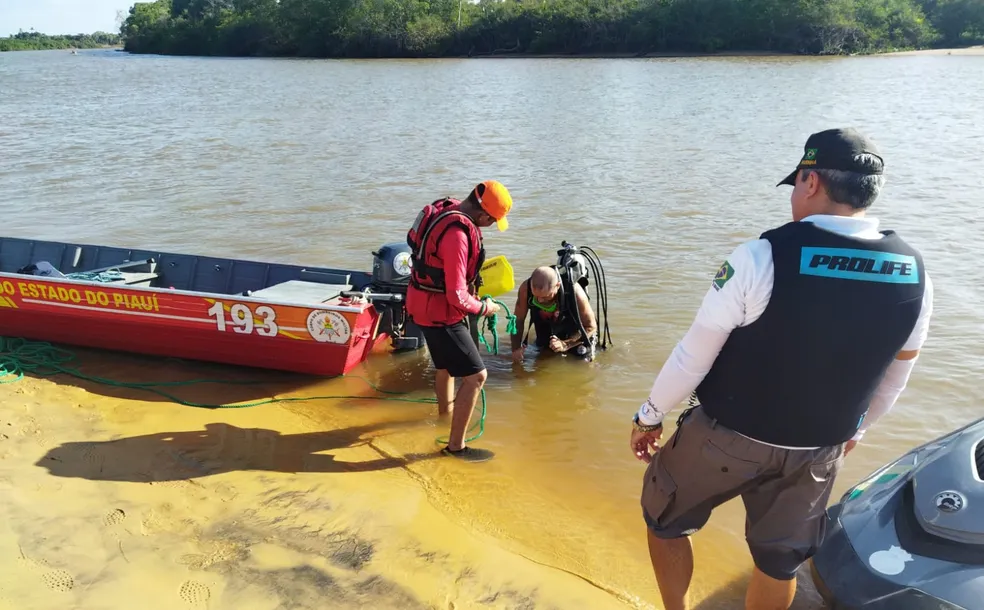 O corpo foi encontrado por pescadores