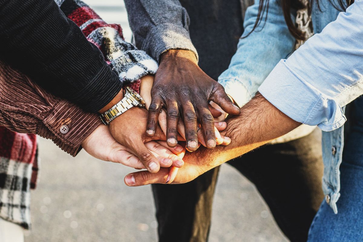 A liberdade na comunidade: interdependência e doação