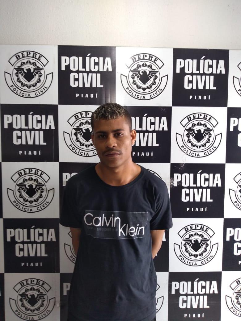 Assaltante preso em operação da polícia.