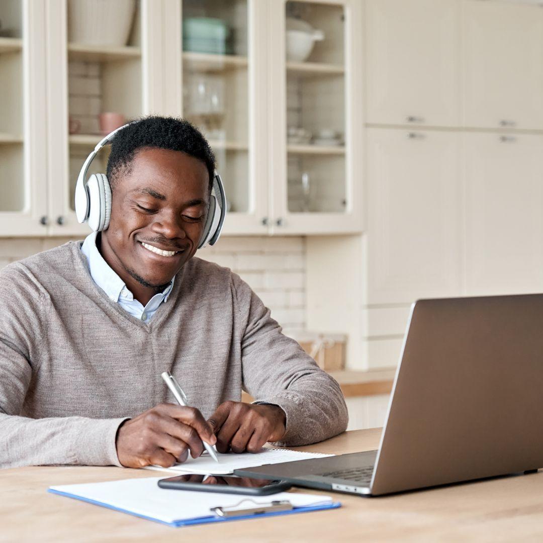 A sociedade mudou, está mais digital, e esta evolução também precisa estar presente na educação.