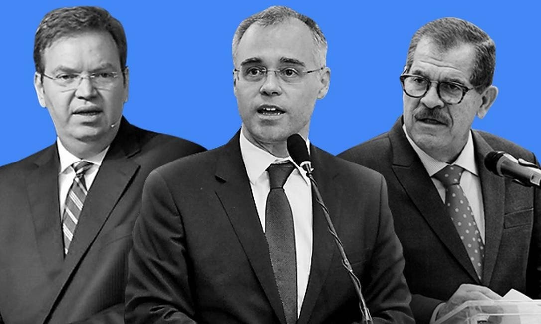 O juiz federal William Douglas; o ministro da Justiça, André Mendonça e o presidente do STJ, Humberto Martins