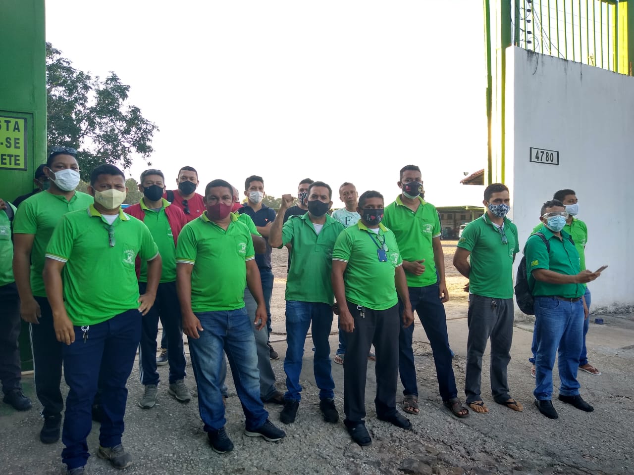 Paralisação de motoristas e cobradores da empresa Emtracol