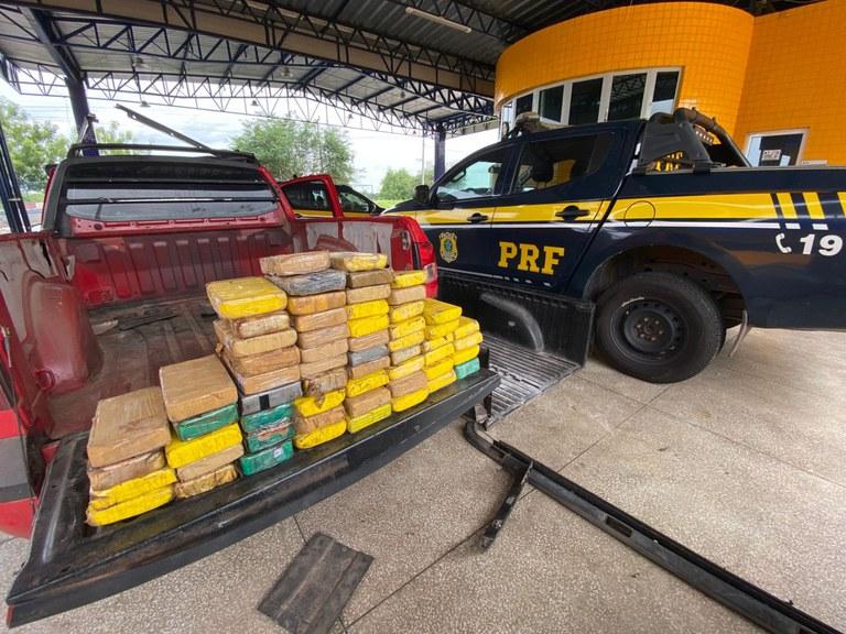 PRF apreende droga avaliada em mais de R$ 11 milhões em Batalha