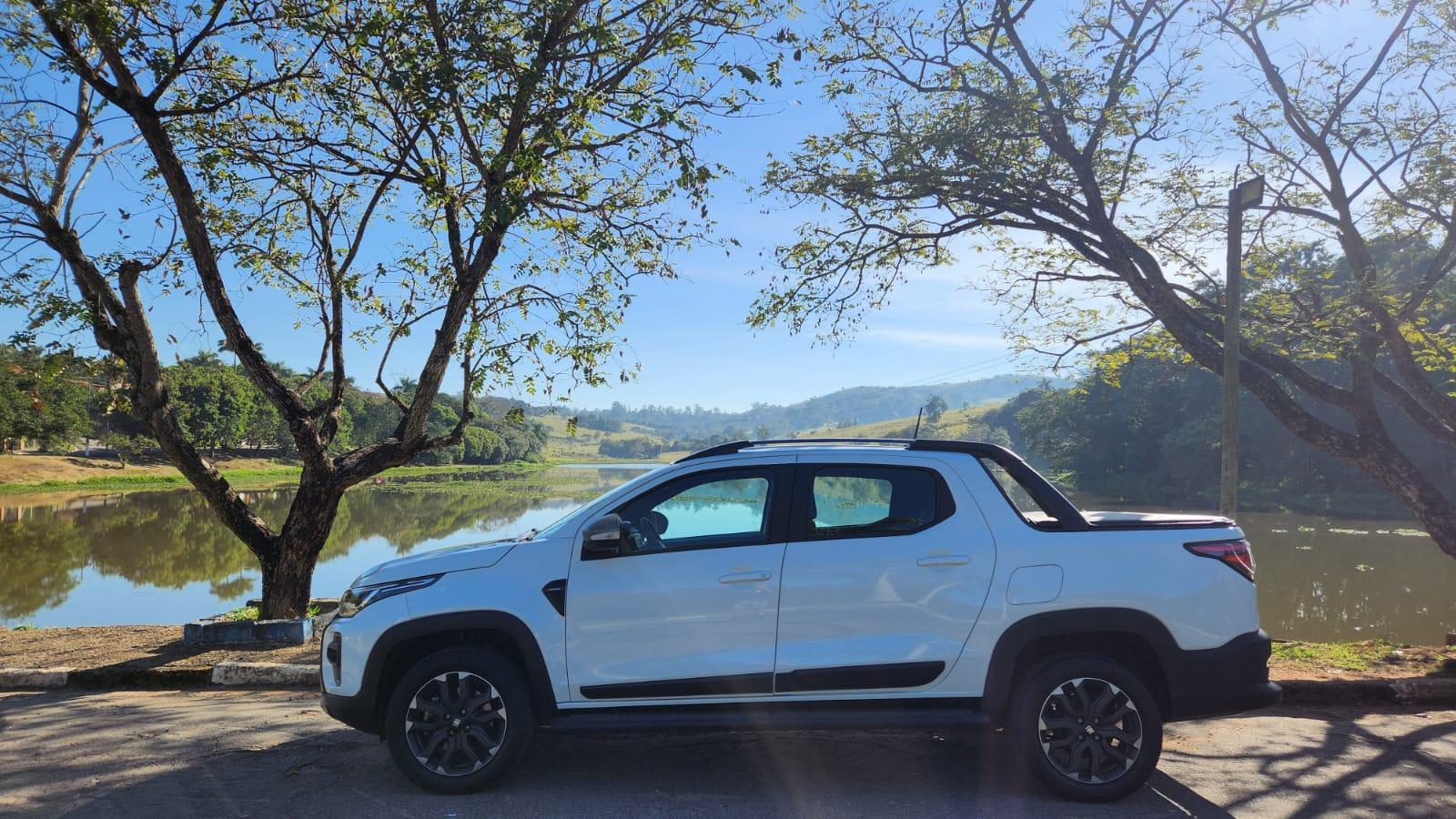 Fiat Strada conhece o atalho para a liderança