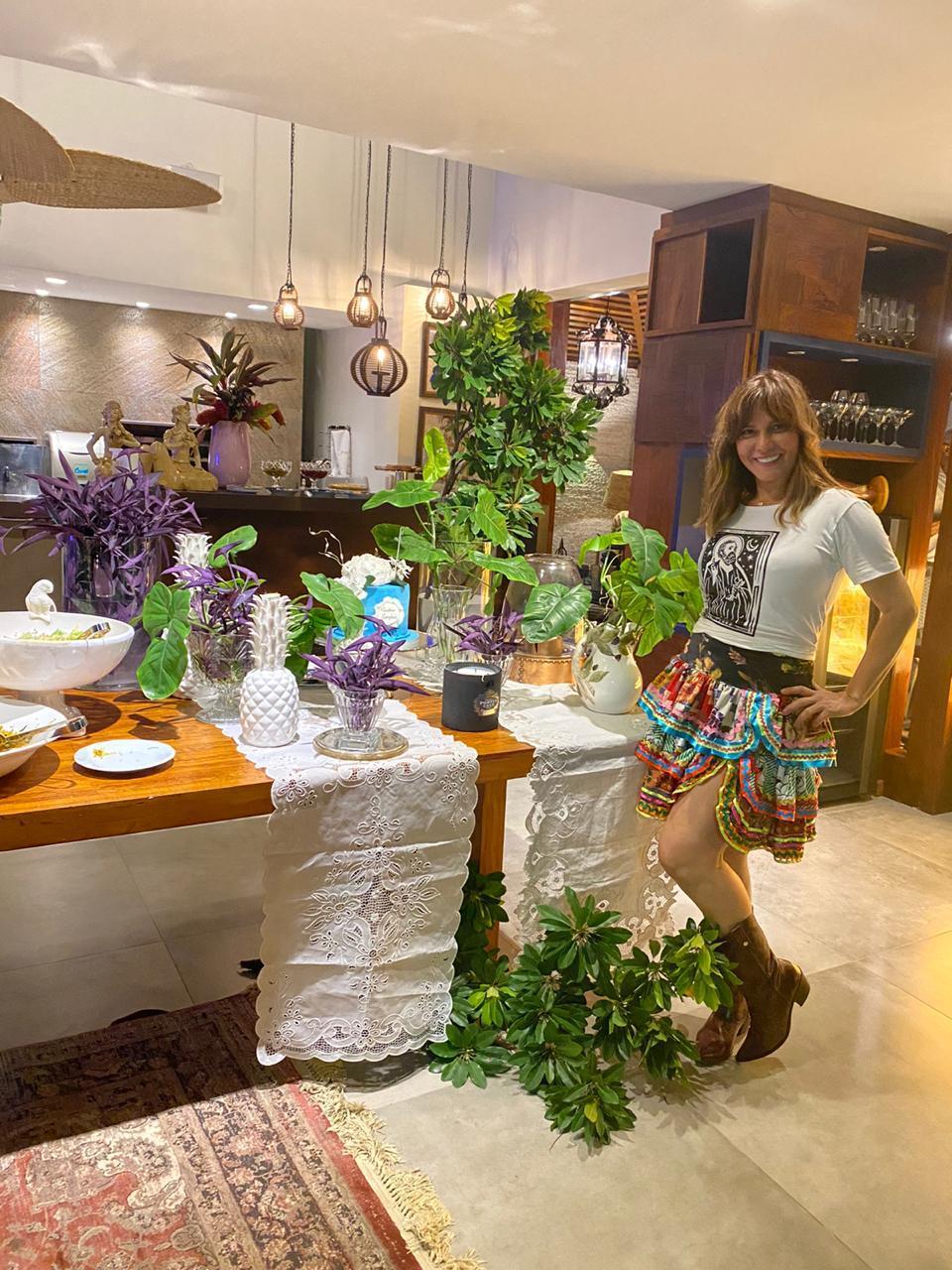 Empresária Ivanária Sampaio comemorou aniversário em casa na última segunda-feira 15