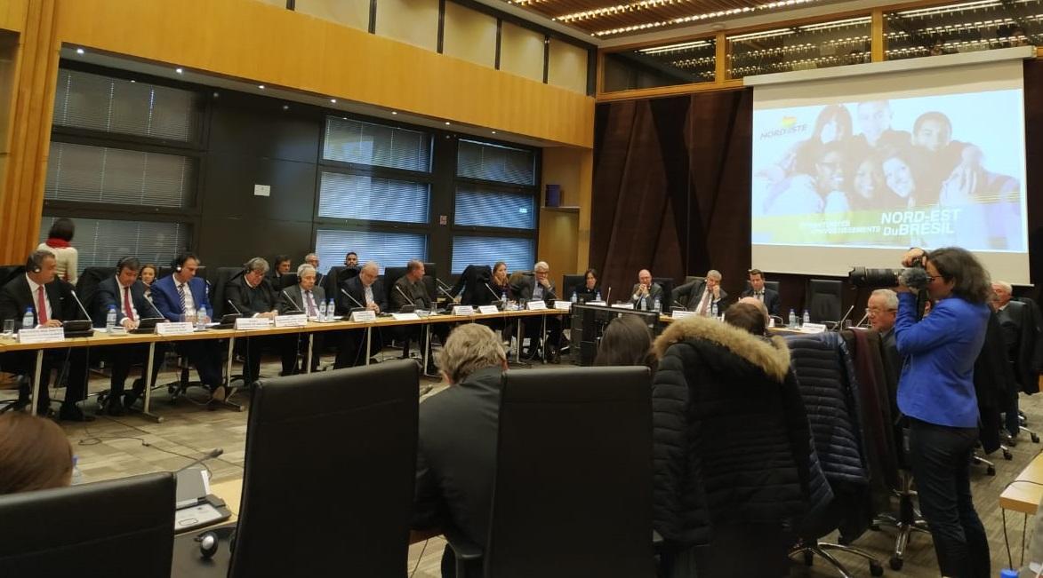 Reunião na França