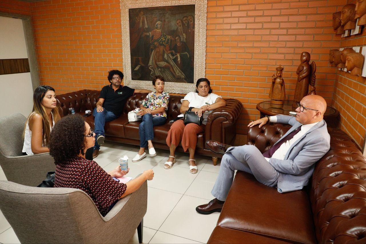 Reunião na Alepi