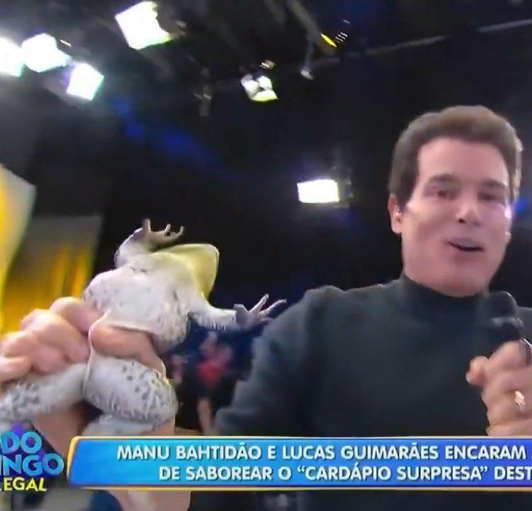 Celso Portiolli e apertando rã