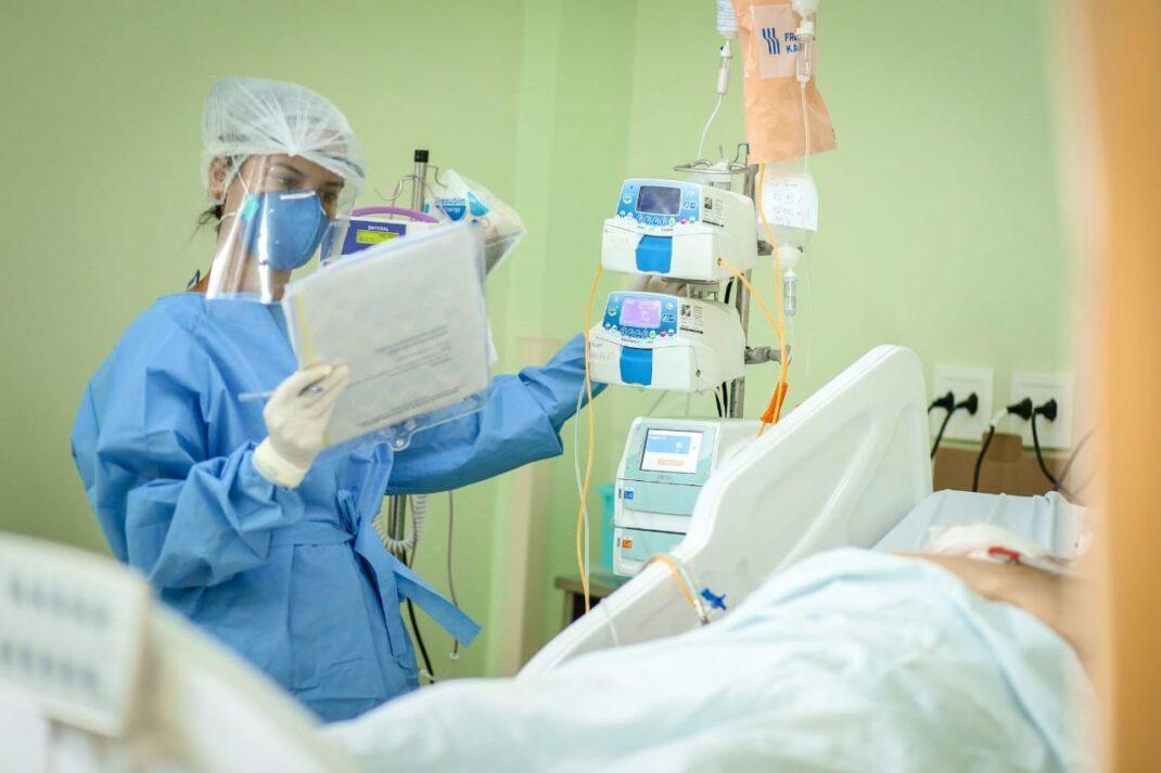 Pacientes com COVID-19
