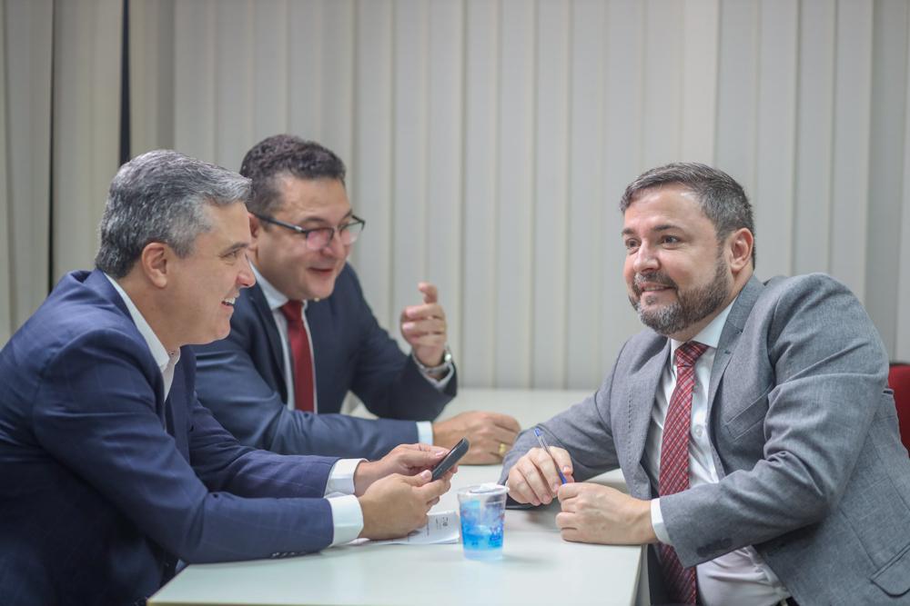 Fábio Novo defende que sejam dadas garantias jurídicas para que os empreendimentos se instalem no estado