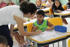 Professor da rede municipal de ensino