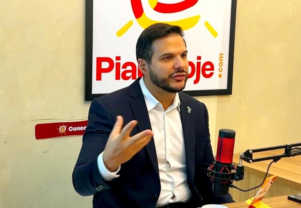 Washington Bandeira, secretário de Educação no estúdio do portal Piauí Hoje