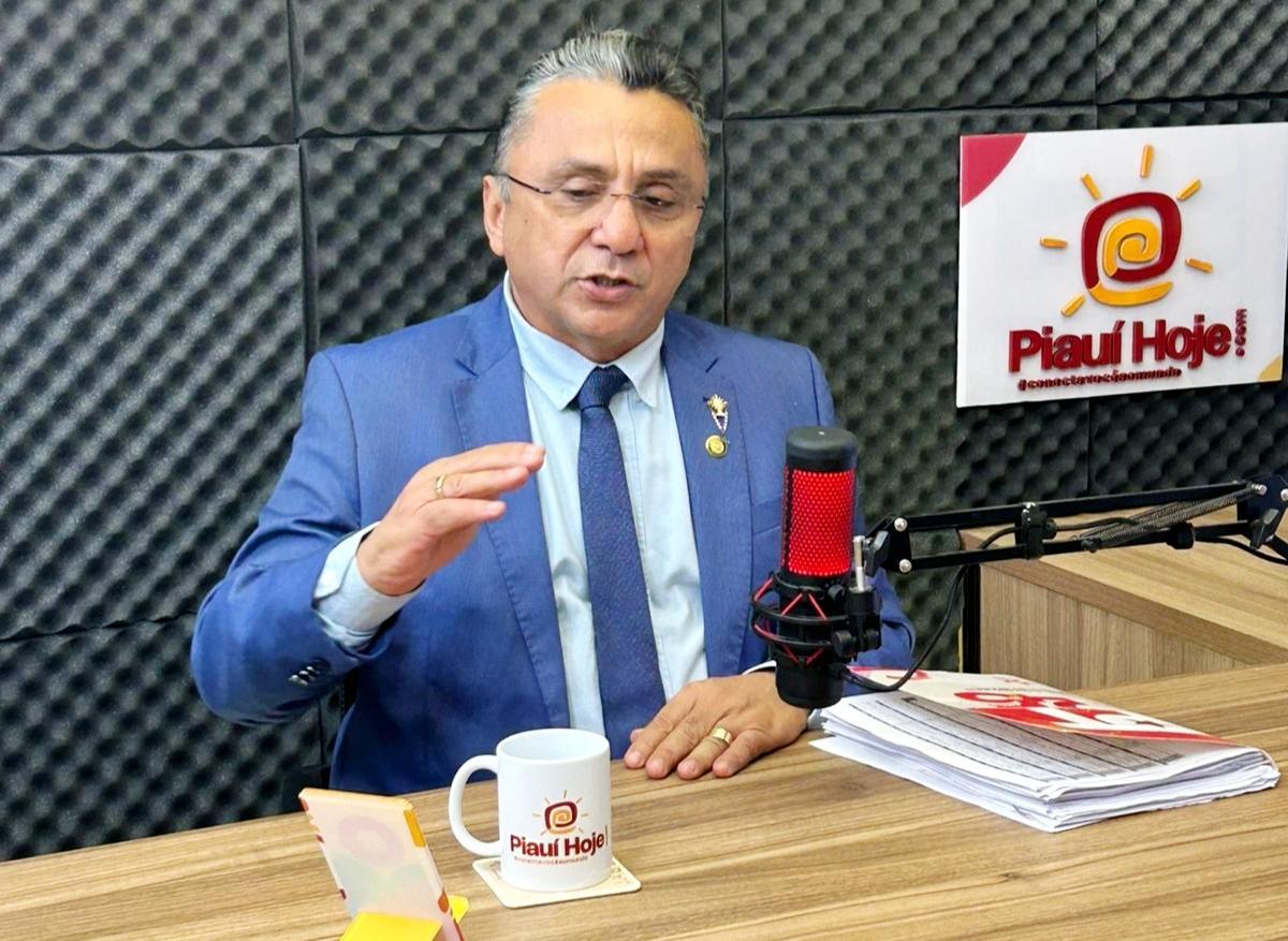 Vereador Dudu abre CPI para acabar "mi mi mi" de Silvio Mendes