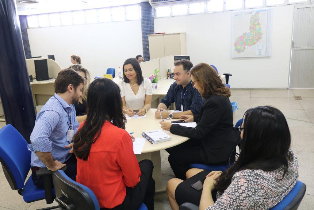 Reunião com técnicos do TCE-PI e Sebrae-PI sobre pequenos negócios locais