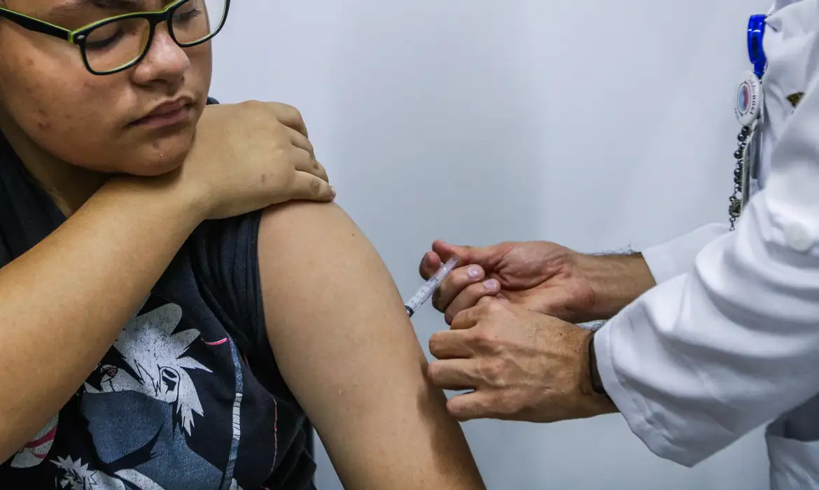 Vacinação contra HPV diminui no Piauí, aponta pesquisa do IBGE