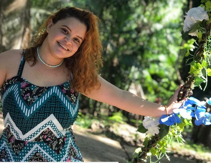 Jovem baleada passa bem