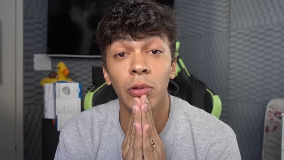 Júlio Cocielo se desculpou em vídeo após comentário racista sobre Mbappe